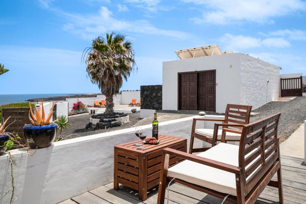 Playa Marina Eco Bungalow Arrieta Arrieta  Extérieur photo