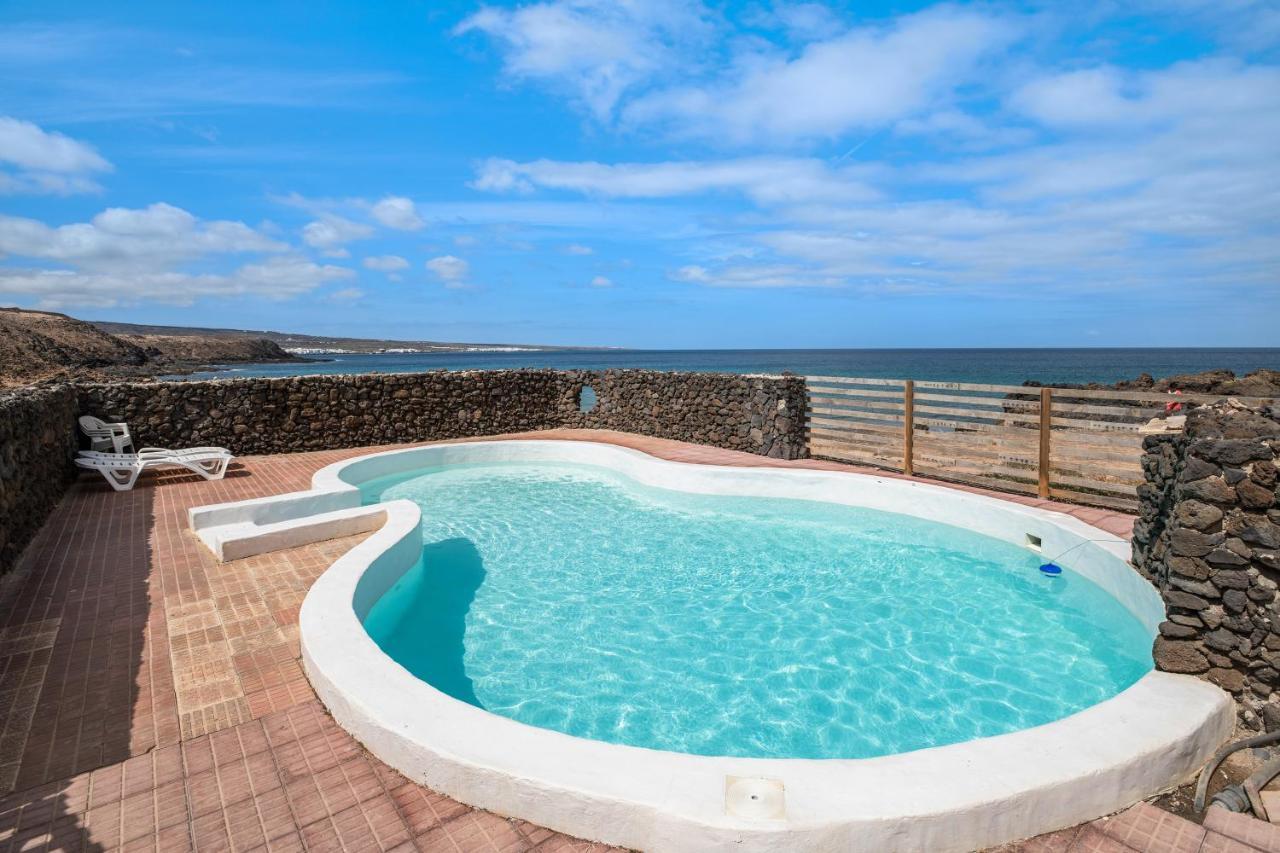 Playa Marina Eco Bungalow Arrieta Arrieta  Extérieur photo